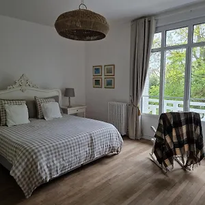  Bed & Breakfast Demeure Du Saule Madame France